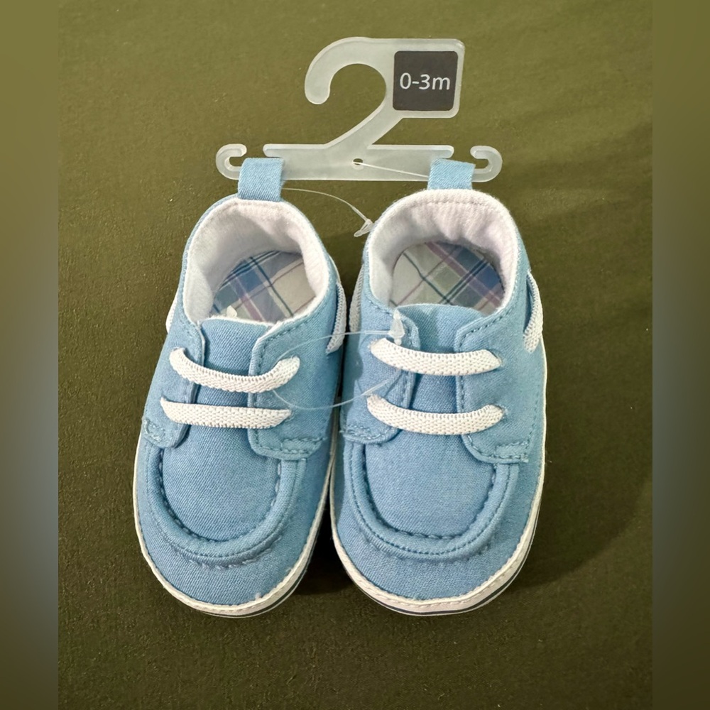 NWT - Carter’s Blue Baby Shoe - 0-3 months